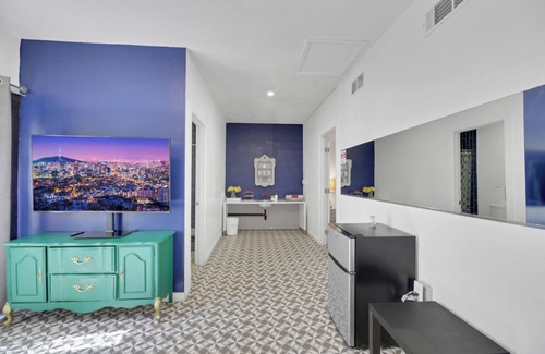 Las Vegas Casa | Resort Home for Big Group Close to the Strip!