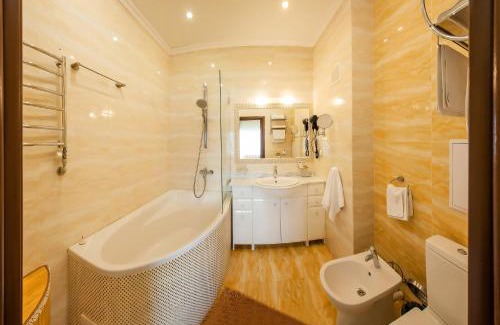 Truskavets Complejo | Resort Hotel Karpaty