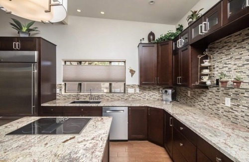 Residential Estates Casa | Resort-like 3 Bedroom with Casita with Amazing Pool, Yard, & 2 Large Driveways