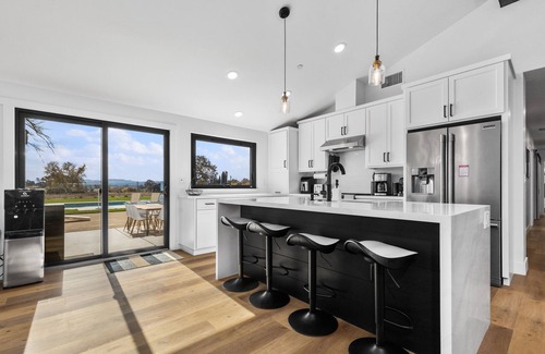 Paso Robles Casa | Resort-Like Amenities Inside & Out, Close to Downtown Paso, Great for Families