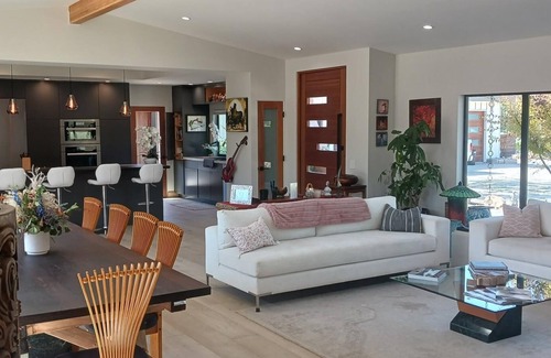 Ojai Casa | Resort Living 100 yards from the 5 Star Ojai Valley Inn and Spa