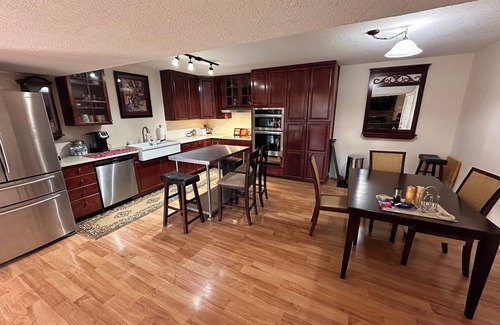 Rock Creek Casa | Resort, living at an affordable price, 2-bedroom house AC, hot tub and pool