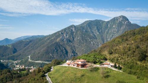 Bracca Cama Y Desayuno | Resort Ninfea San Pellegrino Terme