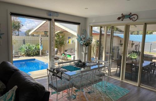 Broken Hill Casa | Resort on Morgan with Beautiful Private Pool, Pet Friendly