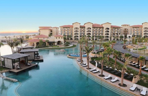 Los Cangrejos II y III Complejo | Resort Penthouse, Sleeps 8, Water View Access, Greg Norman Designed Golf Course