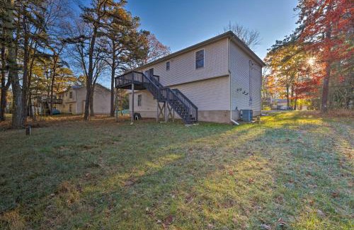 Pocono Summit Casa | Resort Perks and Lake Access Poconos Retreat