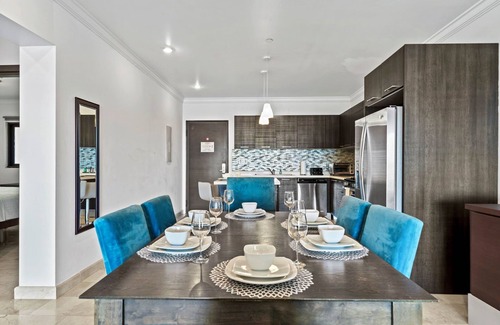 Washington Condominio | RESORT POOL! 2 MIN TO BEACH! BALCONY!