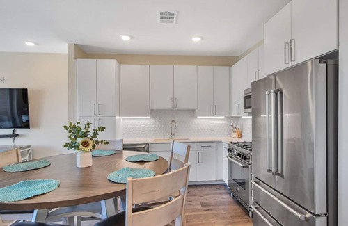 Port Aransas Condominio | Resort Pools, Golf Cart Boardwalk to the Beach, Pet Friendly