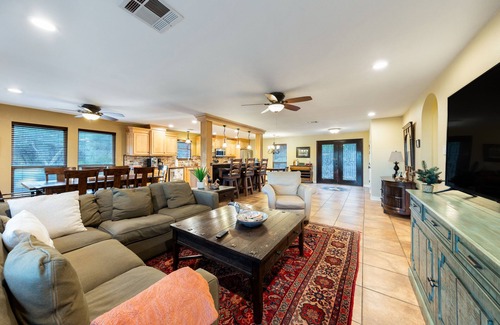 New Braunfels Casa | Resort Quality 4B Home con piscina privada en Beautiful Hill Country