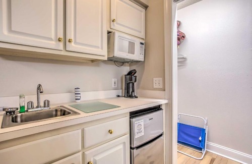Calabash Apartamento | Resort Studio in Calabash Golf, Dine and Swim!