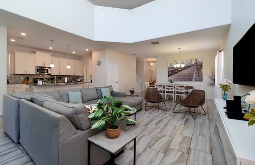 Loughman Casa | Resort-Style 5BR Home | Private Pool, Spa & Family Fun!