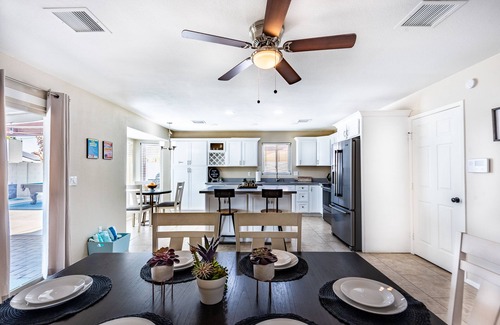 Phoenix Casa | Resort Style Backyard- Heated Pool, Putting Green, Outdoor TV and Pool Table.