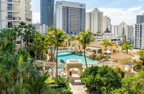 Surfers Paradise Apartamento | Resort Style Chevron Apartments Surfers Paradise by Gold Coast Travels