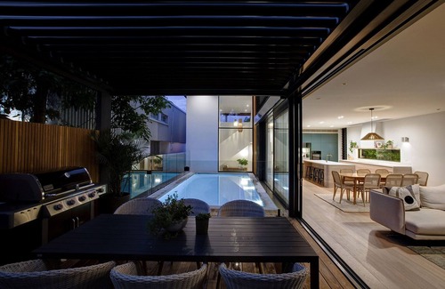 Rose Bay Casa | Resort Style Home North Bondi