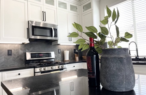 Indio Casa | Resort Style Living with NEW saltwater pool and spa!
