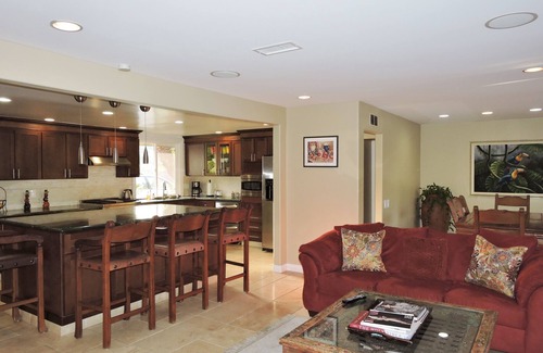 Camarillo Casa | Estilo de vida de resort! A Tropical Paradise Pool Home, campos de golf