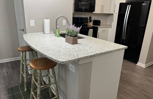 Lewisville Apartamento | Resort Style Living!