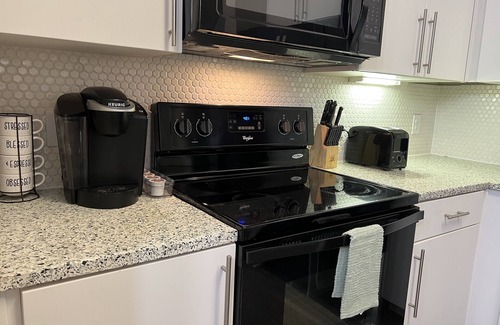 Lewisville Apartamento | Resort Style Living!