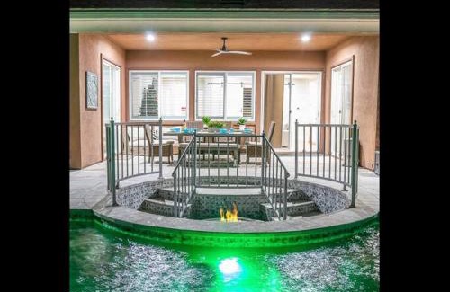 Terra Lago Casa | Resort Style Living w Multi Level pool