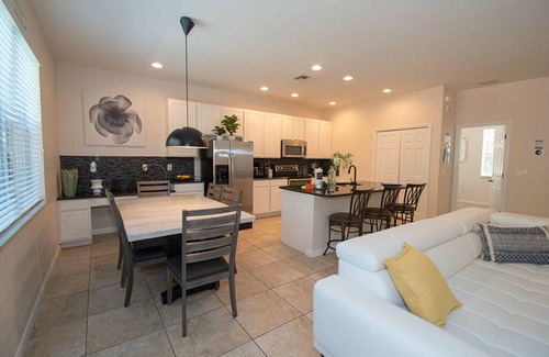 Seasons Casa | Resort Townhome 4BR, Private Pool, Near Disney