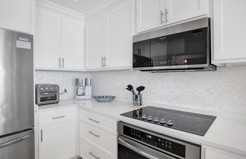 Orange Beach East Condominio | “Rest A Shore” 🐟 A Pure Salt Property 🐟 Steps from the beach! BRAND NEW RENTAL