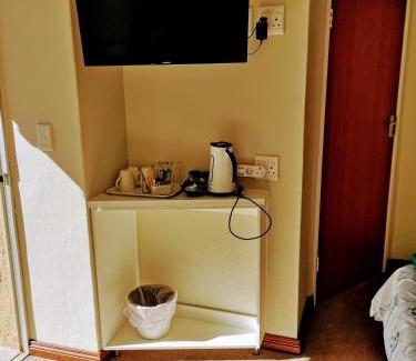 Elarduspark Casa | Rest-a-While Guest House - Pretoria