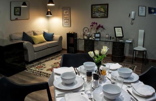 Elarduspark Casa | Rest-a-While Guest House - Pretoria
