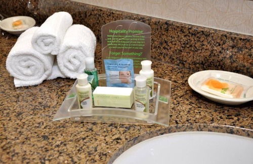 Oakland Casa | Rest and Recharge in Comfort !!
