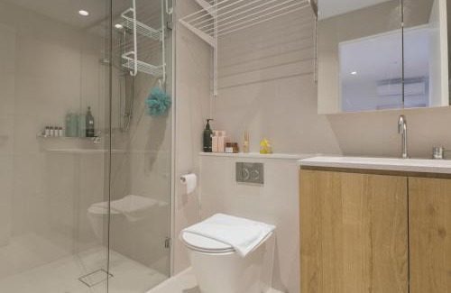 South Melbourne Apartamento | REST COLLECTION One Bedroom Apartment with Study