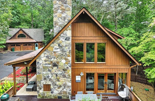 Dahlonega Cabina | Rest & Relaxation in Remote Cabin on 10 Acres
