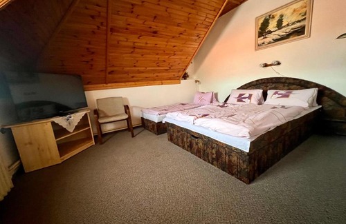 Morina Casa | Restaurace a penzion Na Růžku