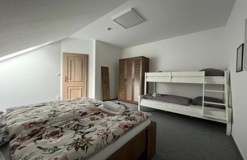 Navsi Apartamento | Restaurace Přístav Kostkov