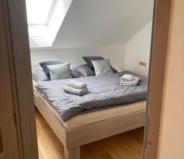 Navsi Apartamento | Restaurace Přístav Kostkov