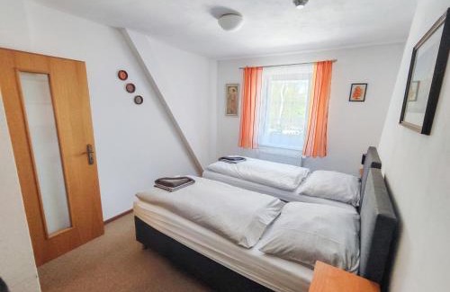 Strasice Casa | Restaurace Penzion Na Poště