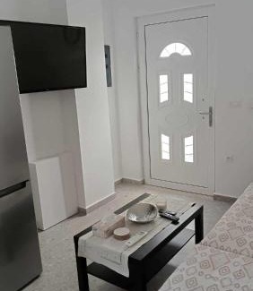 Faliraki Apartamento | Restaurant Maria Suites SunSet