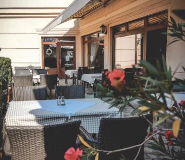 Cierny Brod Casa | Restaurant Pansion Wien