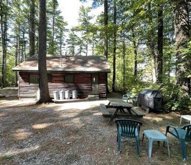 Standish Casa | RESTAWHILE LIMIT 6 cabin