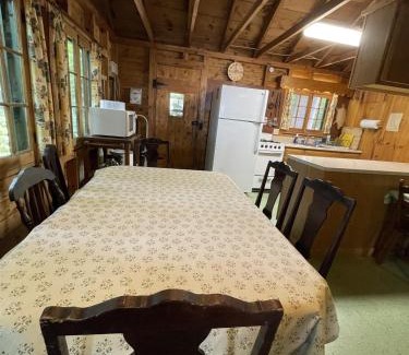 Standish Casa | RESTAWHILE LIMIT 6 cabin