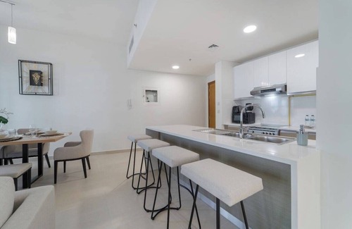 Dubai Apartamento | Restful 1-Bedroom Apartment at Al Andalus in Jumeirah Golf Estates