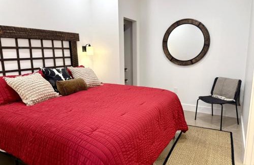 Pilot Mountain Apartamento | Restful Remedy in Downtown & Historic Pilot Mountain Apartment