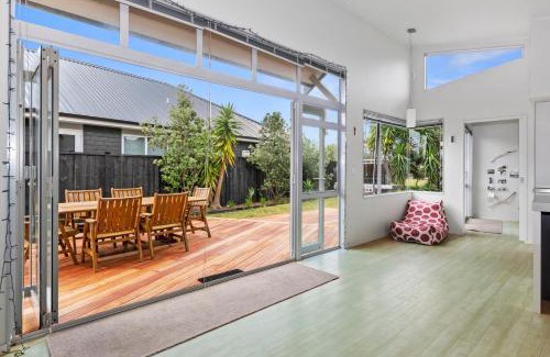 Ruakaka Casa | Restful Ruakaka - Ruakaka Holiday Home