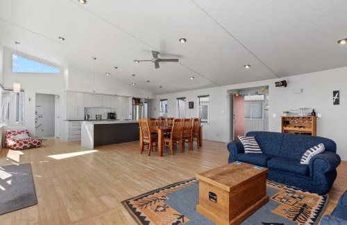 Ruakaka Casa | Restful Ruakaka - Ruakaka Holiday Home