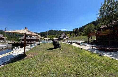 Central Serbia Complejo | Restoran i konaciste NOVI MELJANICKI BAZENI