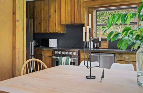 Ocean Hill Casa | Restored Beach Cabin, Hot Tub & Walk to Shops!
