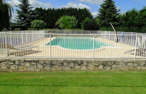 Montcaret Cabaña | Cottage restaurada - Capacidad 7 (4 adultos / 3 niños - 3 dormitorios)