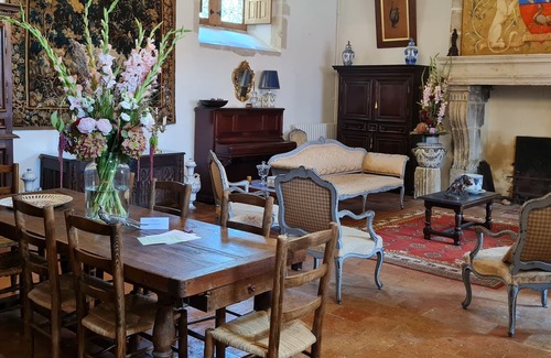 Roeze-sur-Sarthe Casa | Casa familiar restaurada - Gran salón y su baño privado.