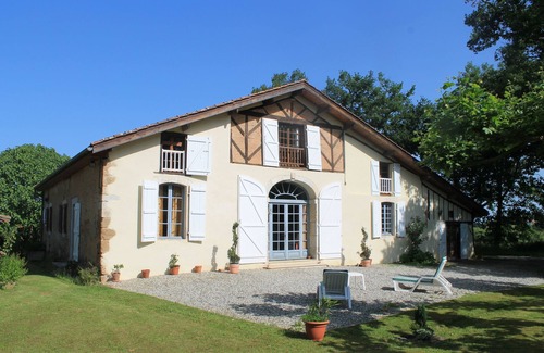 Habas Villa | Cortijo restaurado de las Landas, tranquilo, 320 m2 para 12 personas, con piscina