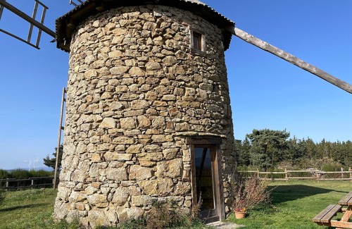 La Fagette Cabaña | Molino de viento restaurado con vista al campo