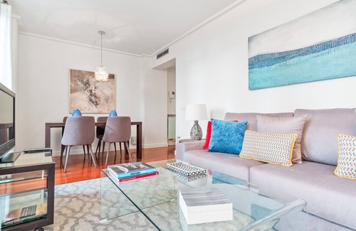 Ibiza Apartamento | RETIRO VI - Dos Habitaciones Piso, Capacidad 4