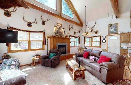 Nemo Casa | Retreat at Ship Rock